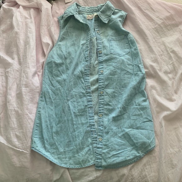 denim sleeveless top - Picture 2 of 9